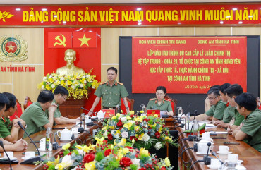 Lớp Cao cấp lý luận chính trị Công an tỉnh Hưng Yên học tập thực tế tại Công an tỉnh Hà Tĩnh